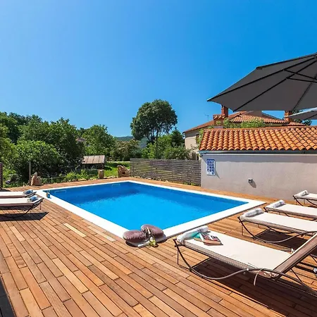 度假居 Unka Potpićan